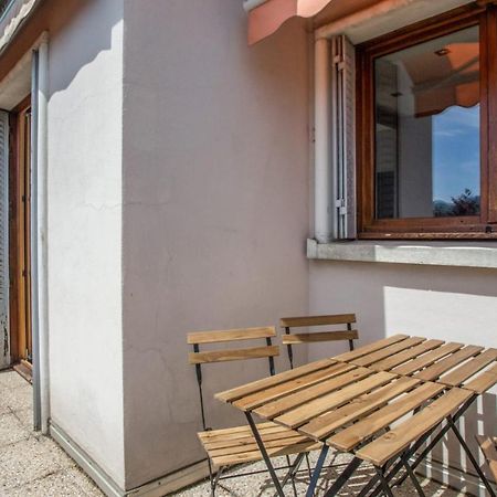 Ferienwohnung Modern 1Br With Terrace And A Breathtaking View In Annecy Exterior foto